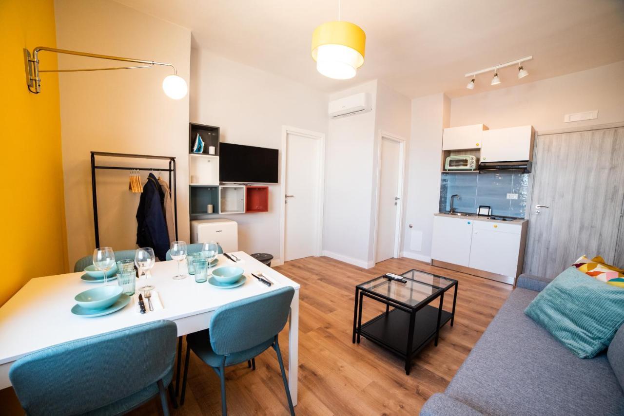 12Th Floor Napoli Apartment Bagian luar foto